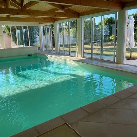 Le Vieux Moulin Bed & Breakfast Bouhet Luaran gambar