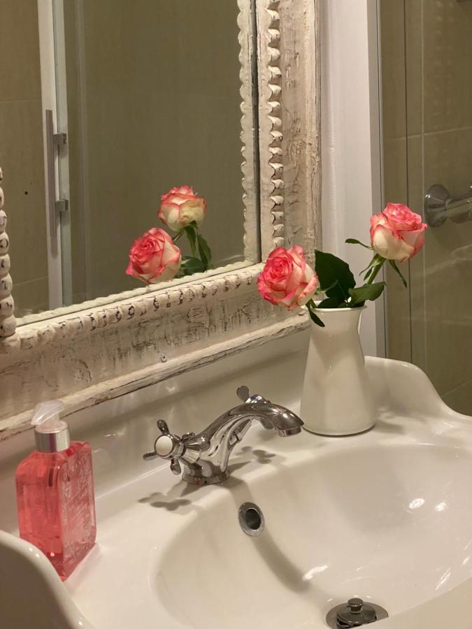 Le Vieux Moulin Bed & Breakfast Bouhet Luaran gambar