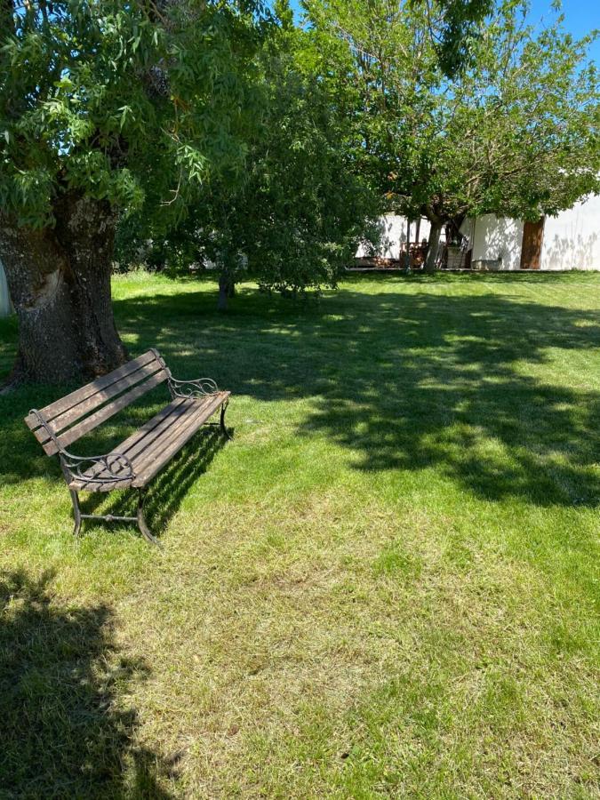 Le Vieux Moulin Bed & Breakfast Bouhet Luaran gambar
